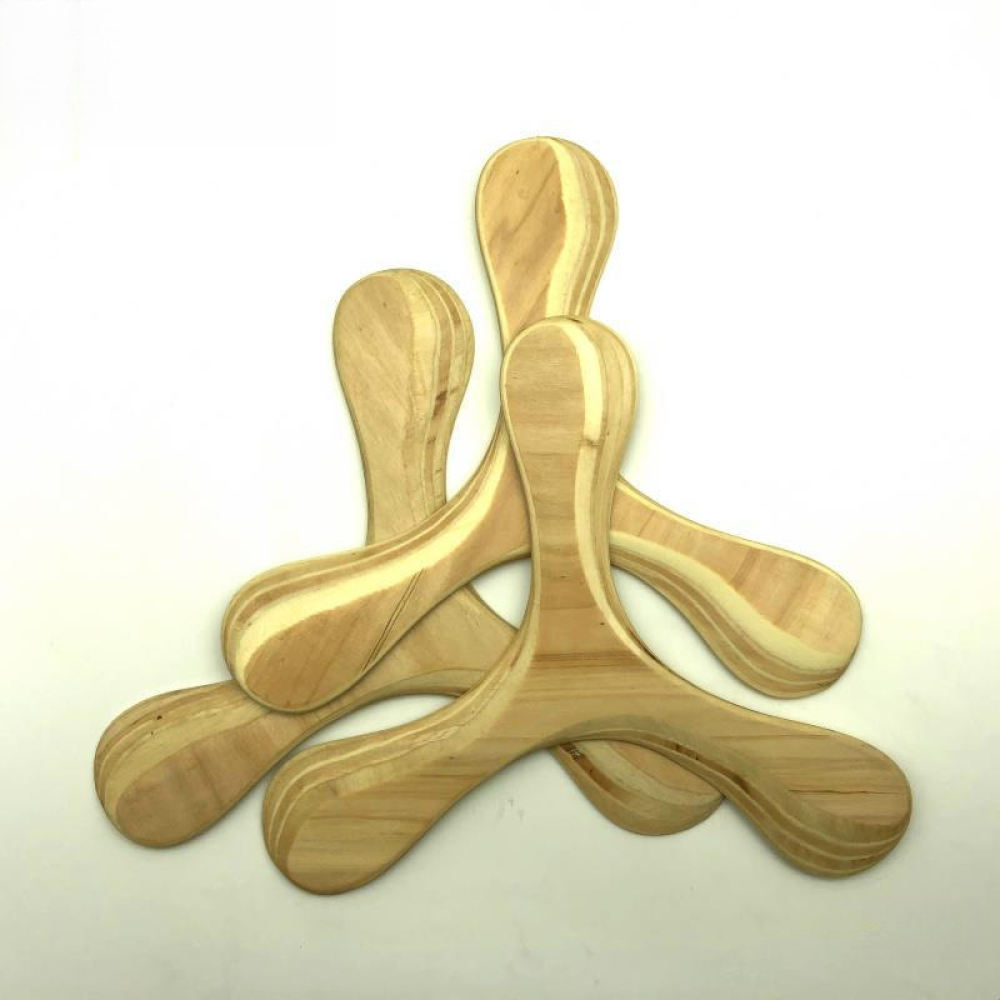 Hand Polished Wooden Boomerang - Sports Equipment In Flight recension och pris